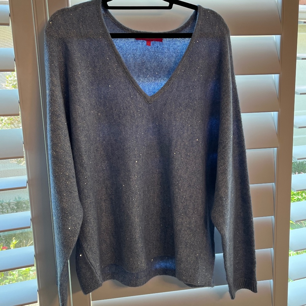 Lily Pulitzer V neck sweater, powder blue, size XL